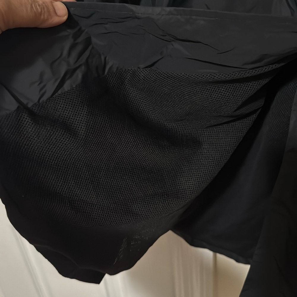 Burberry Rain Jacket - image 7